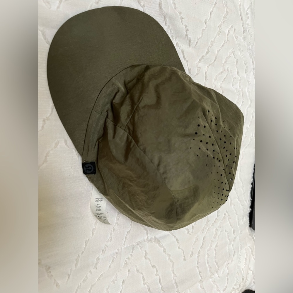Lululemon hat